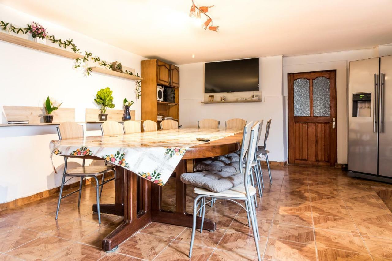 Casa De Vacanta Jeny Novaci-Străini Kültér fotó