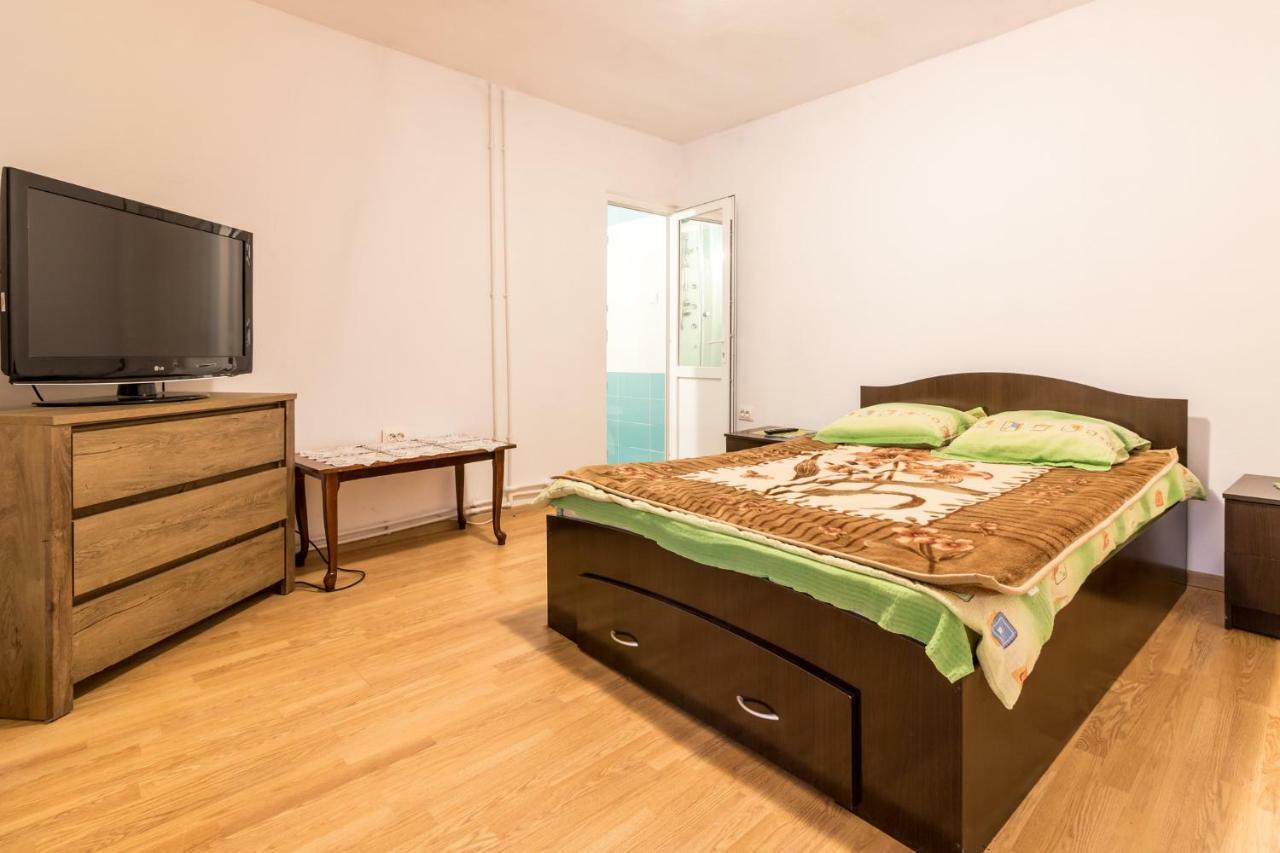 Casa De Vacanta Jeny Novaci-Străini Kültér fotó